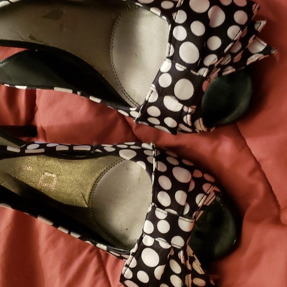 Unisa Polka Dot Heels Size 8 - Picture 2 of 8